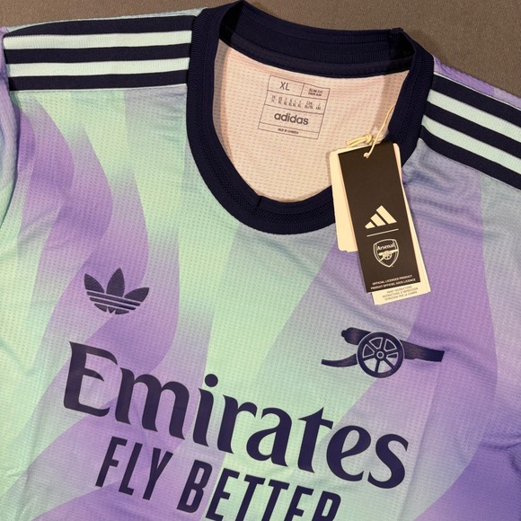 Arsenal 24/25 Authentic Third Kit/Jersey X-Large Slim Fit MSRP $150